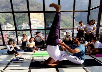 Yogatreya-Yoga-classes-New-delhi-Delhi-2