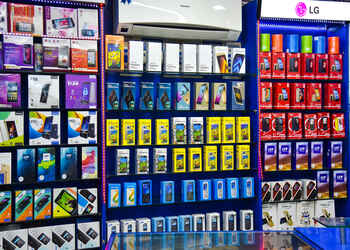Zeeq-mobiles-Mobile-stores-Kowdiar-thiruvananthapuram-Kerala-2
