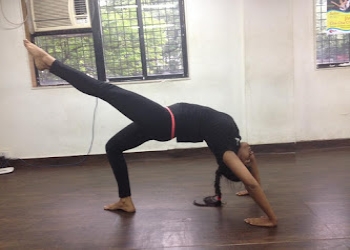 Zen-fitness-studio-Yoga-classes-Kurla-mumbai-Maharashtra-2